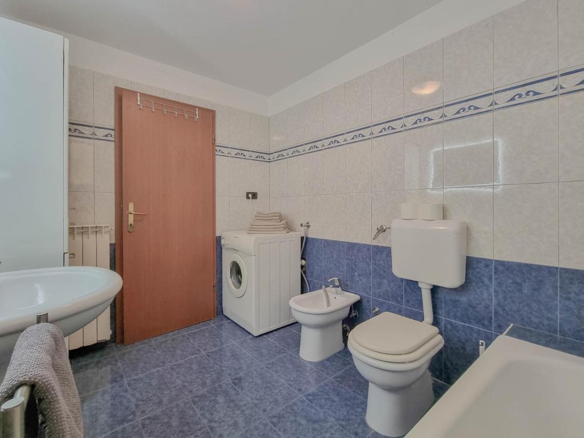 Ena Apartment Novigrad  Exterior photo